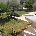 Lefkas Sunset Luxury Appartments * نِكيانا