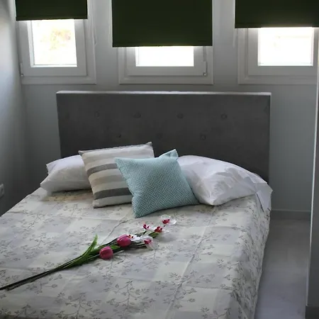 Lefkas Sunset Luxury Appartments 尼基亚娜
